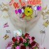 Regalos con estilo arreglo 8 rosas con cilindro dorado globo
